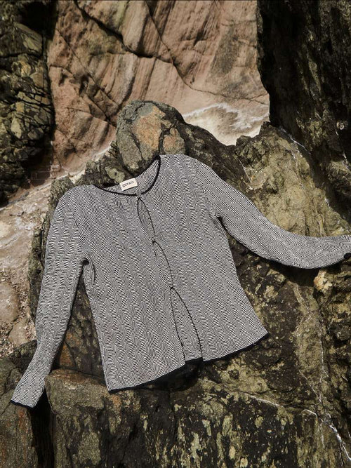 Amalia Sweater – Genes